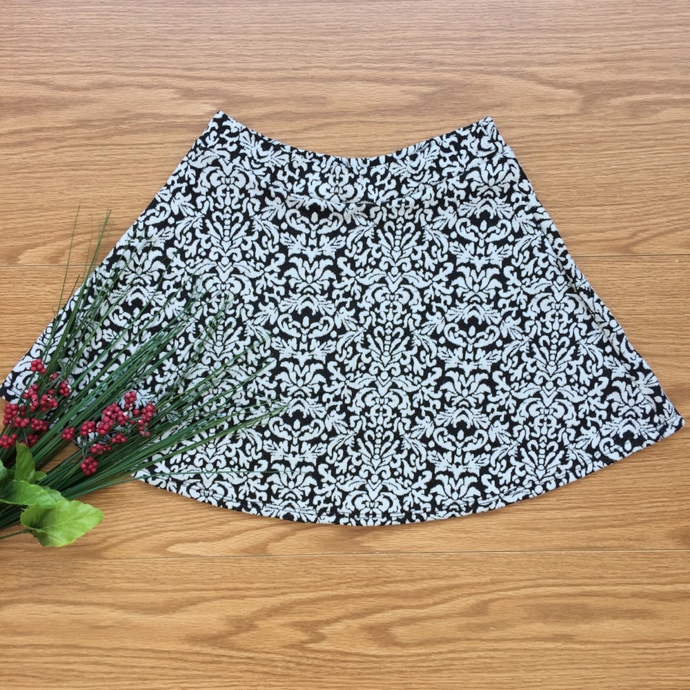 Charlotte Russe Black/White Skater Style Skirt